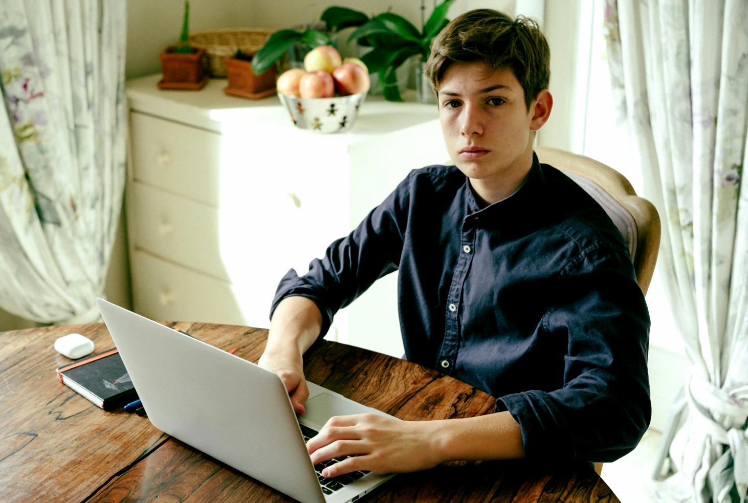 Rappresentazione visiva del percorso di crescita personale con metodo pratico